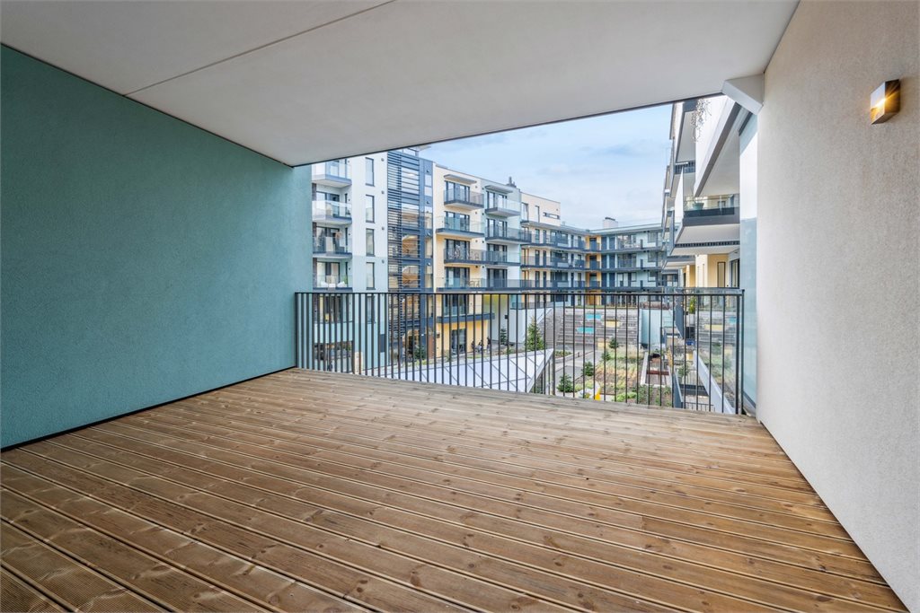 Stor veranda med utgang fra stue