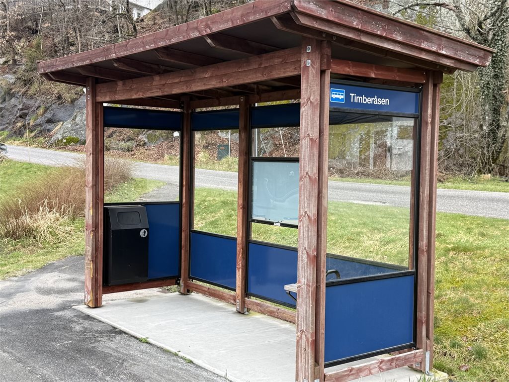 Bussbu i kort gange fra eiendommen 