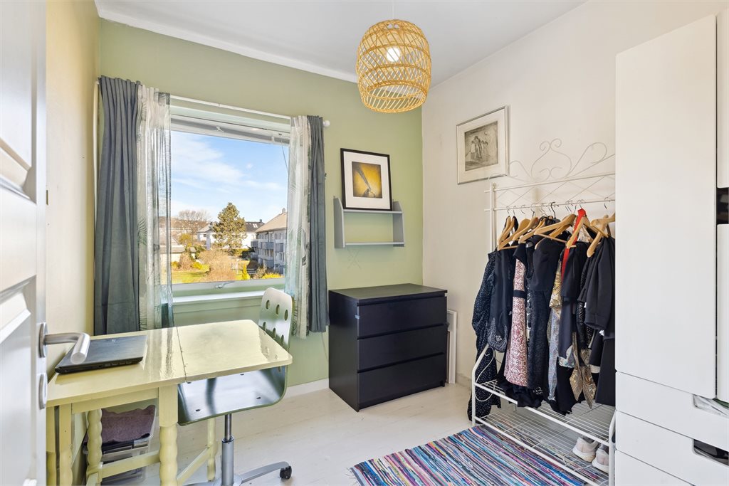 Soverom eller hjemmekontor løsning, totalt 4 soverom gir for de fleste flexibilitet. 