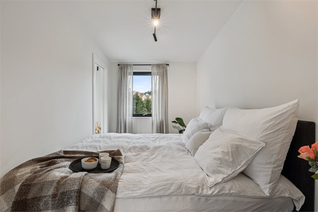 God plass til dobbeltseng.