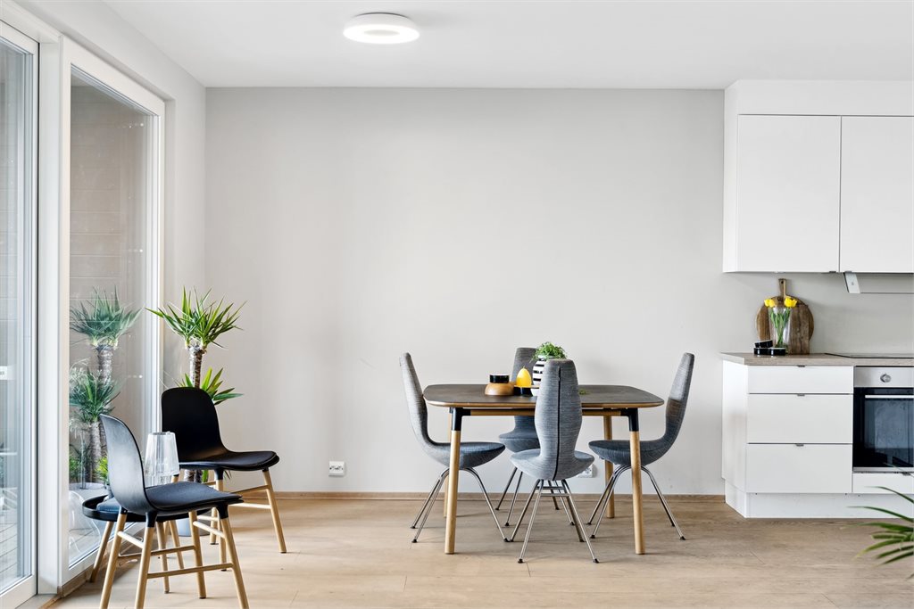 God plass til spisebord.