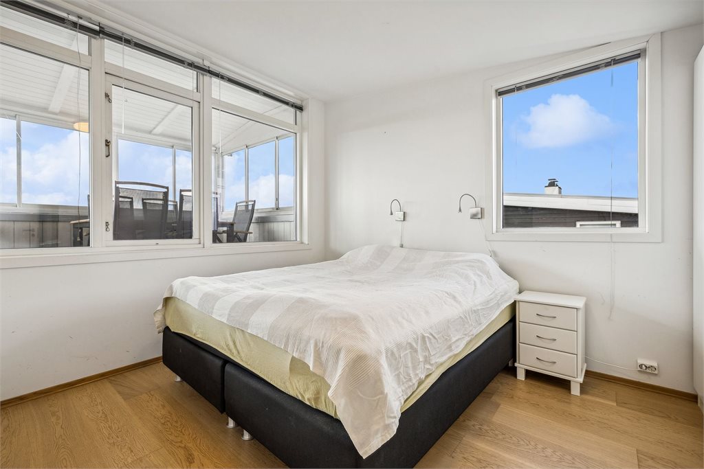 Det er to soverom i 2. etasje.