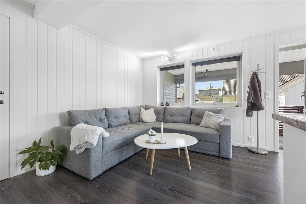 2.etg liten del over garasjen i tilbygg fra 2013