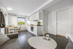 2.etg liten del over garasjen i tilbygg fra 2013