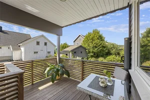 2.etg liten del over garasjen i tilbygg fra 2013