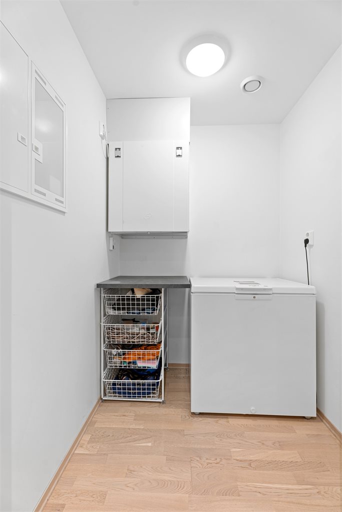 I leiligheten har du også en bod for ytterligere oppbevaring. 