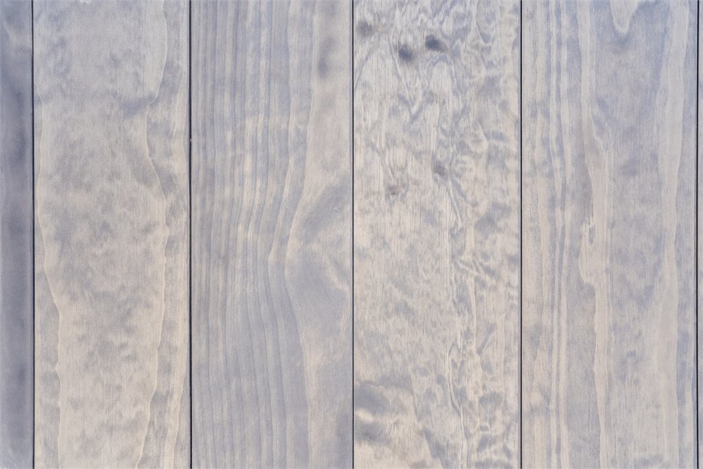 Eksklusiv Accoyakledning med elegant sølvgrå patina, et vedlikeholdsvennlig kvalitetsmateriale med høy formstabilitet og tidløs estetikk.