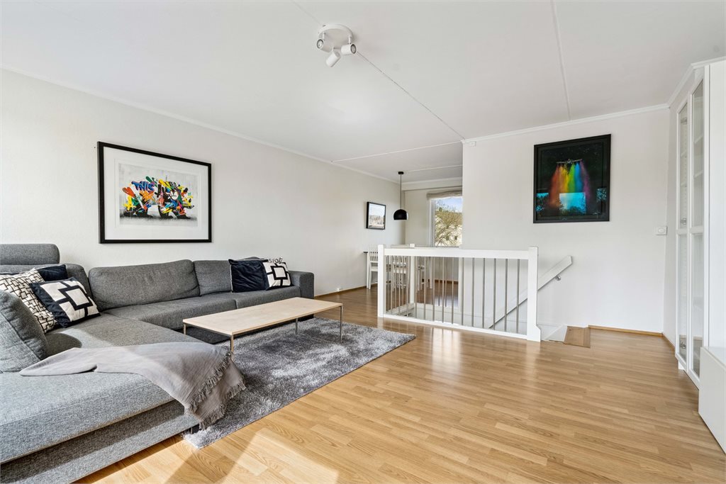 Når man kommer opp til 2. etasje av leiligheten, ankommer man boligens hjerte!