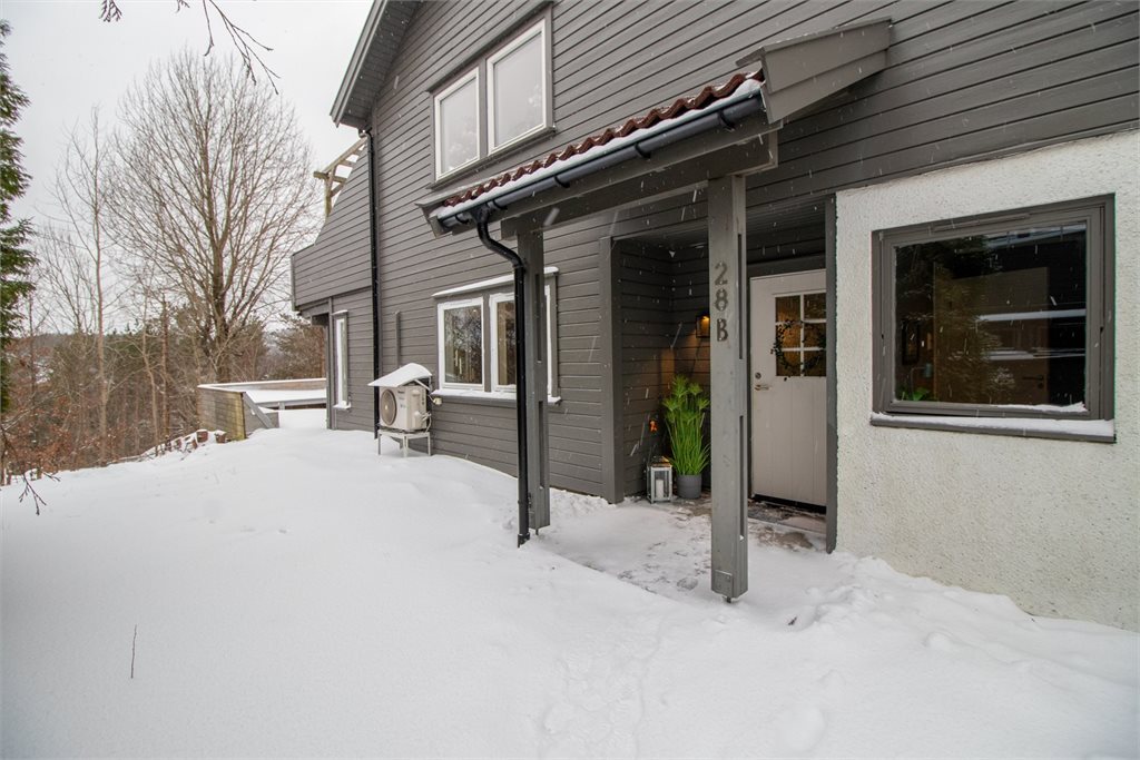 Leiligheten har egen adkomst